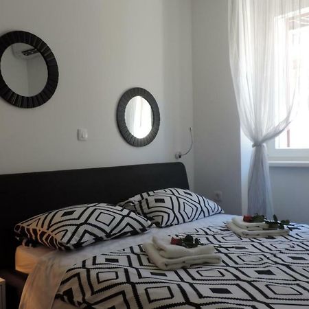 Apartment & Room Ivan Sibenik Bagian luar foto